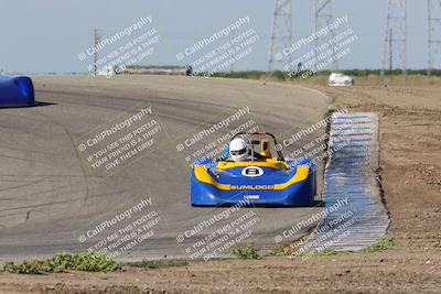 media/Apr-30-2022-CalClub SCCA (Sat) [[98b58ad398]]/Group 6/Race (Outside Grapevine)/